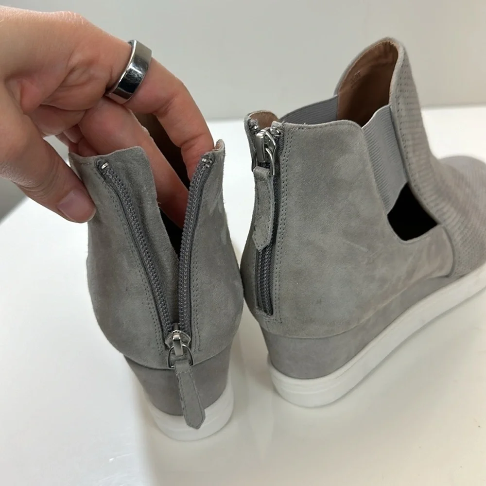 Paolo Amanda Wedge Bootie Size 10